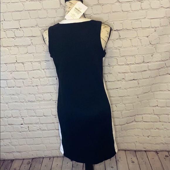 Fabletics Becky mini dress White neck & Side panel - Picture 4 of 8